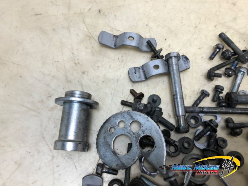 VISSERIE YAMAHA 125 DTR 1997