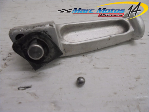 REPOSE-PIED ARRIERE GAUCHE TRIUMPH 955 DAYTONA T595 1998