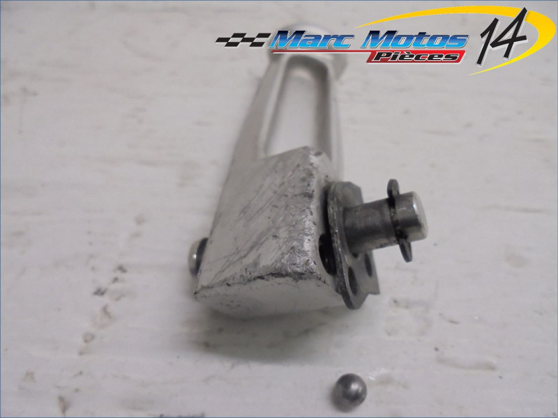 REPOSE-PIED ARRIERE GAUCHE TRIUMPH 955 DAYTONA T595 1998