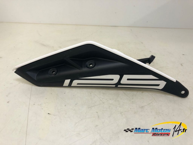 CACHE LATERAL DROIT KTM 125 DUKE ABS 2019