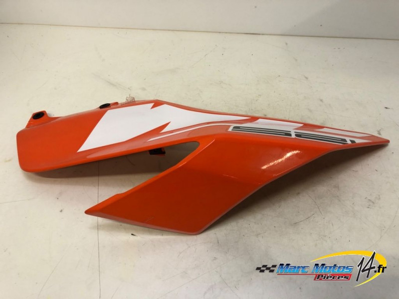 ECOPE DE RESERVOIR GAUCHE KTM 125 DUKE ABS 2019