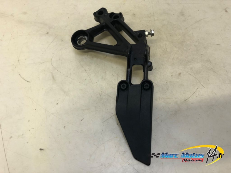 PLATINE AVANT DROITE KTM 125 DUKE ABS 2019