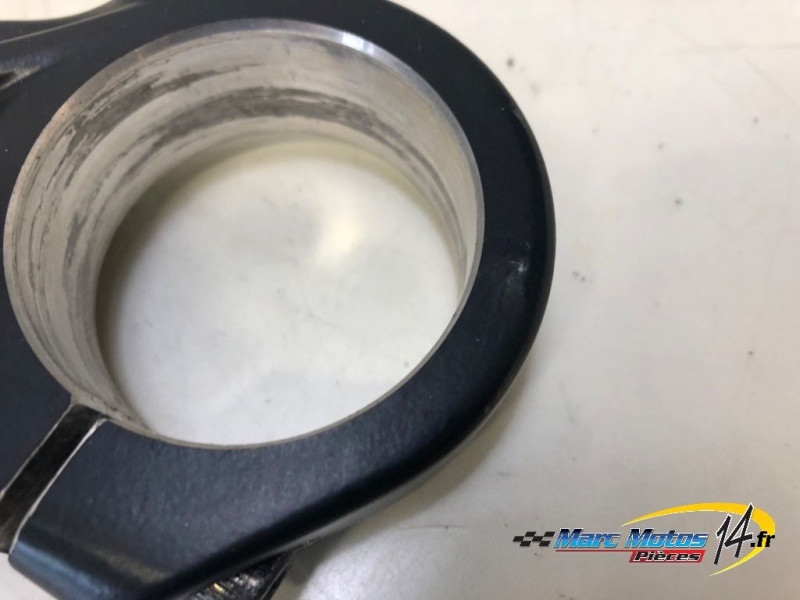 TE DE FOURCHE SUPERIEUR KTM 125 DUKE ABS 2019