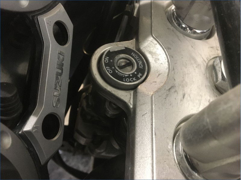 SUZUKI 1000 DL VSTROM 