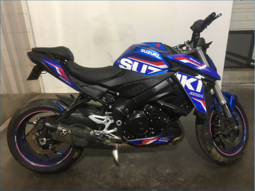 SUZUKI 950 GSXS A2 