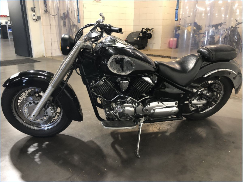 YAMAHA 1100 DRAGSTAR 