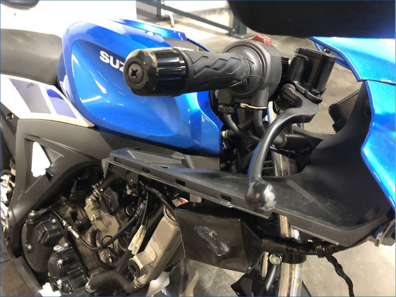 SUZUKI 125 GSX-R 