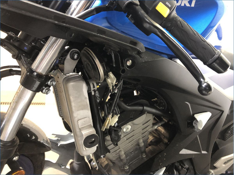 SUZUKI 125 GSX-R 