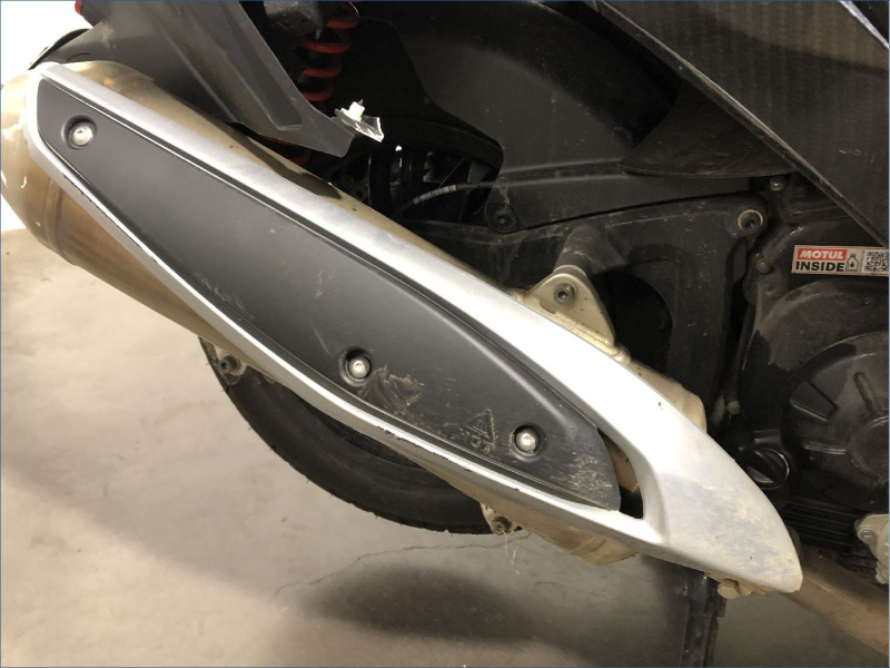 PEUGEOT 400 METROPOLIS 