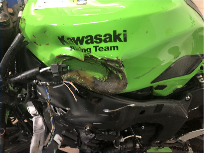 KAWASAKI ZX6R 636 