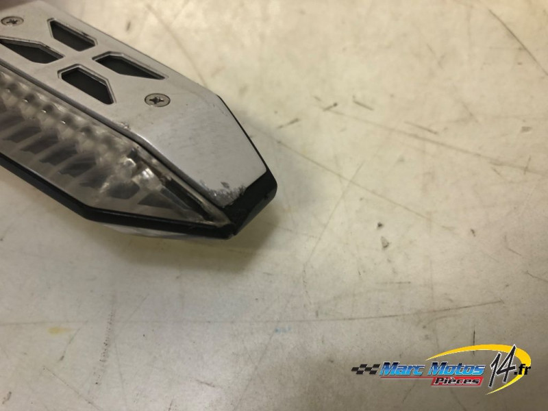 CLIGNOTANT ARRIERE DROIT YAMAHA MT09 ABS 2019