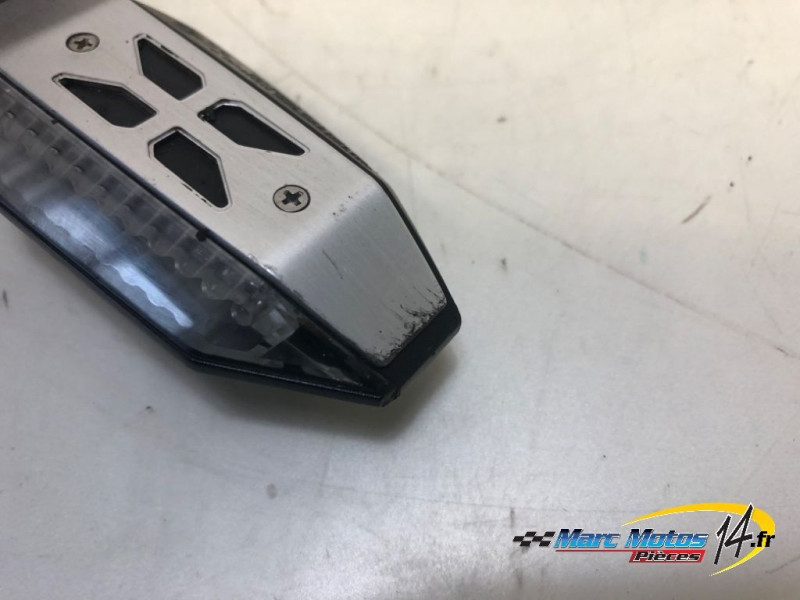 CLIGNOTANT ARRIERE GAUCHE YAMAHA MT09 ABS 2019