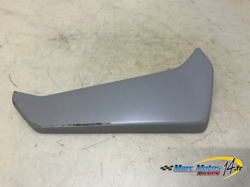 ECOPE DE RADIATEUR DROITE YAMAHA MT09 ABS 2019