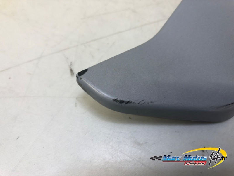 ECOPE DE RADIATEUR DROITE YAMAHA MT09 ABS 2019