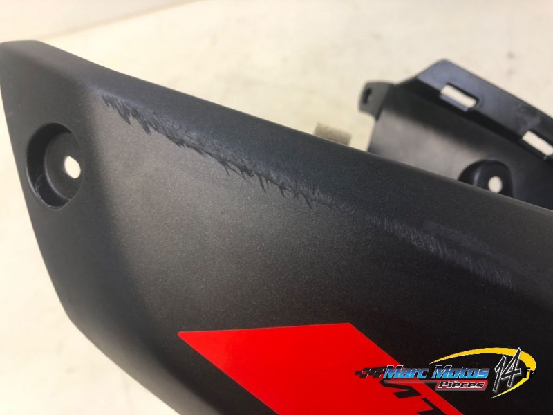 ECOPE DE RESERVOIR DROITE YAMAHA MT09 ABS 2019