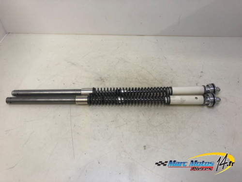 INTERIEUR DE FOURCHE YAMAHA MT09 ABS 2019