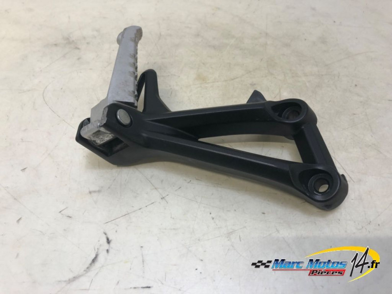 PLATINE ARRIERE DROITE YAMAHA MT09 ABS 2019