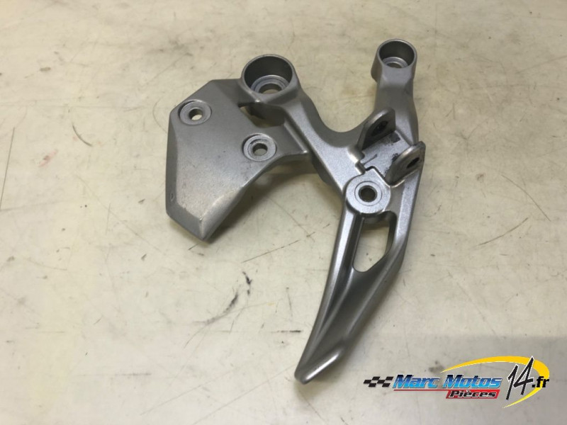 PLATINE AVANT DROITE YAMAHA MT09 ABS 2019