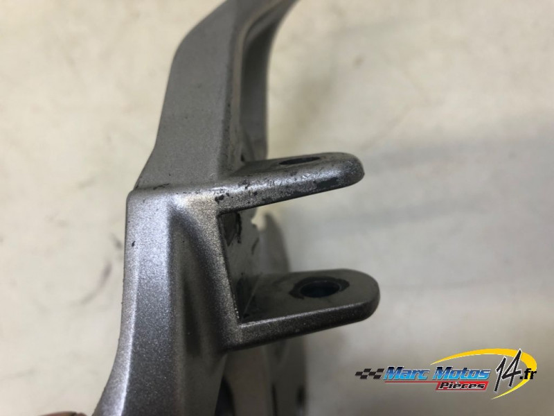 PLATINE AVANT DROITE YAMAHA MT09 ABS 2019