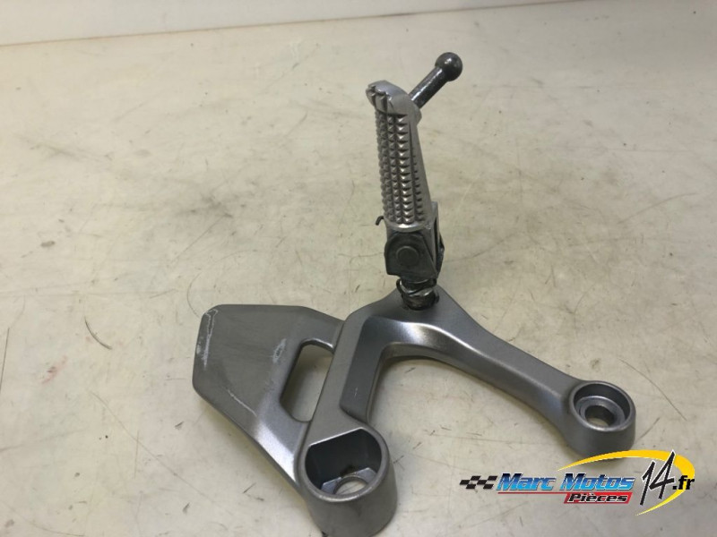 PLATINE AVANT GAUCHE YAMAHA MT09 ABS 2019