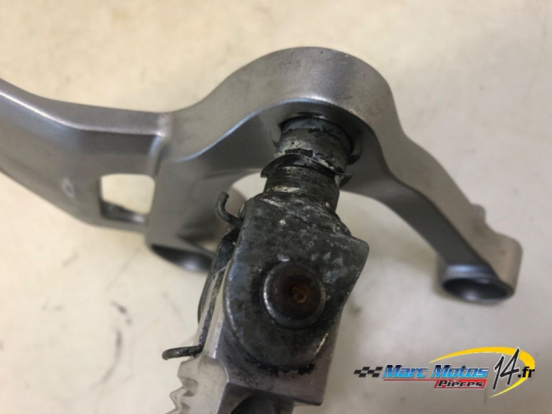 PLATINE AVANT GAUCHE YAMAHA MT09 ABS 2019