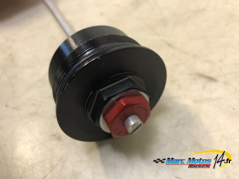 BOUCHON DE FOURCHE HONDA 1100 AFRICA TWIN DCT 2020