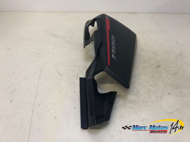 CACHE LATERAL DROIT HONDA 1100 AFRICA TWIN DCT 2020