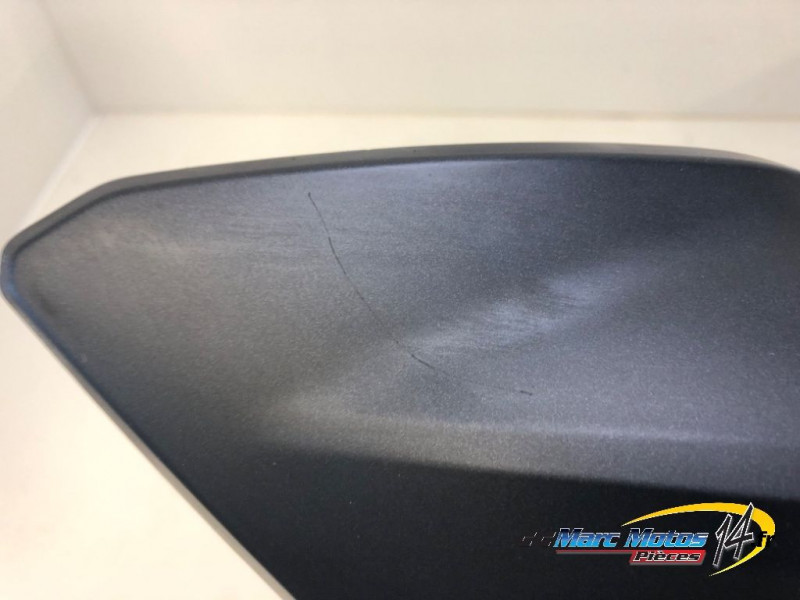 CACHE LATERAL GAUCHE HONDA 1100 AFRICA TWIN DCT 2020