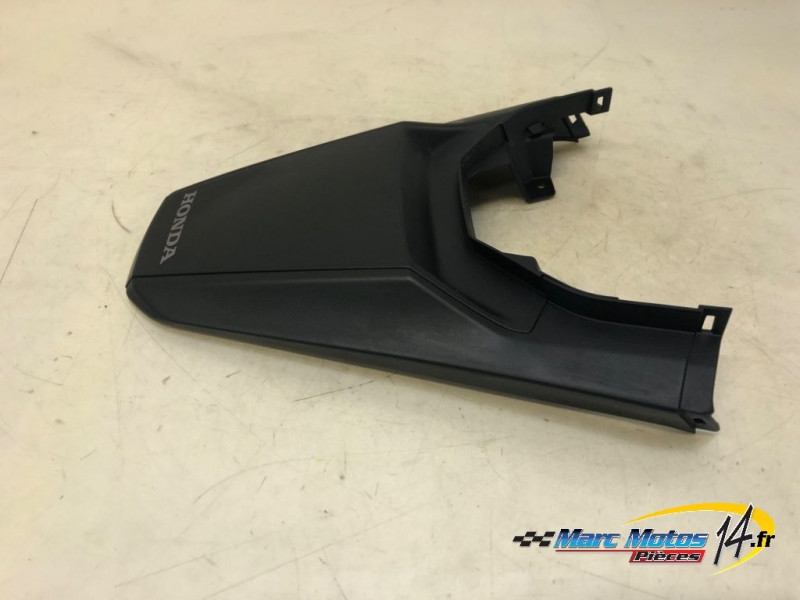 JONCTION ARRIERE DE CACHES LATERAUX HONDA 1100 AFRICA TWIN DCT 2020