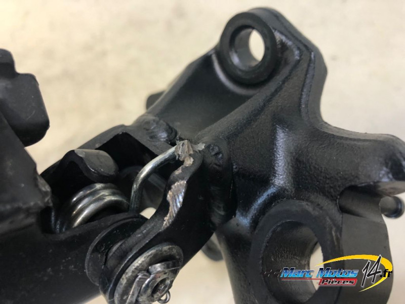 PLATINE AVANT GAUCHE HONDA 1100 AFRICA TWIN DCT 2020