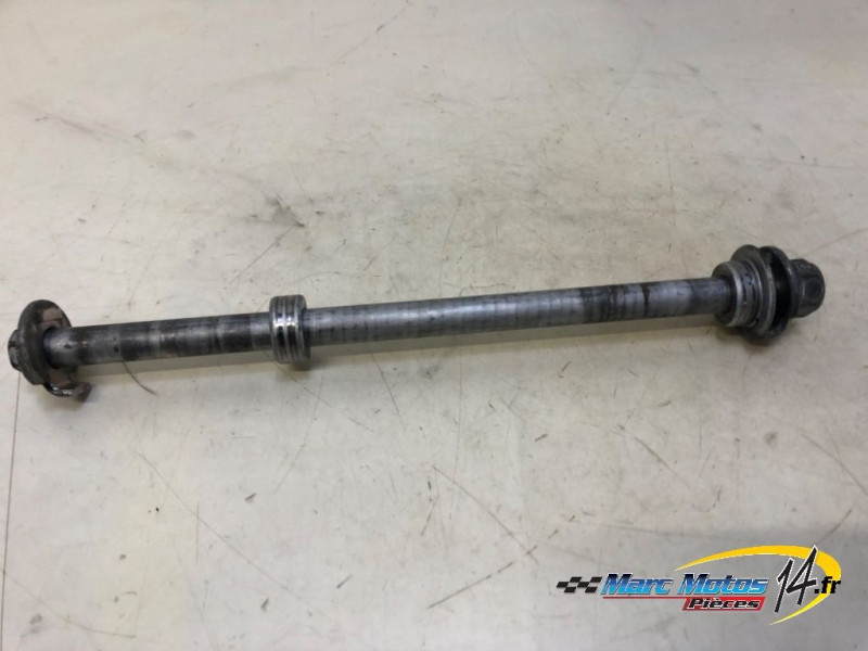 AXE DE ROUE ARRIERE HONDA 600 HORNET N 2005