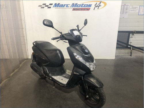 PEUGEOT 50 KISBEE 4T