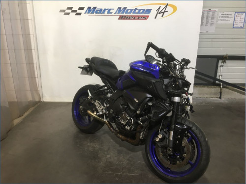 YAMAHA MT10 