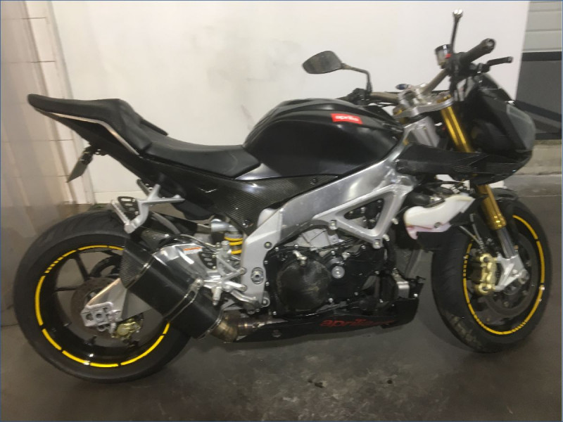 APRILIA 1000 TUONO V4