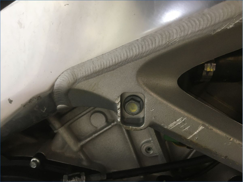 APRILIA 1000 TUONO V4