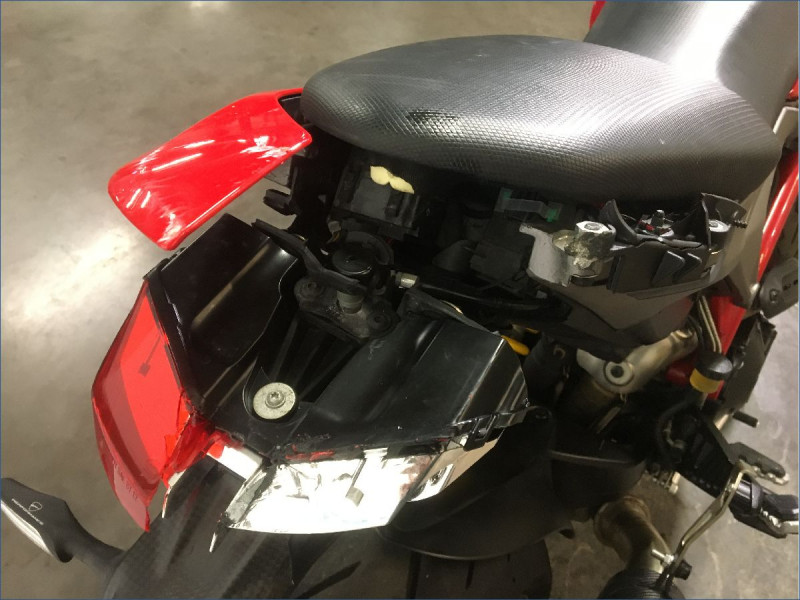 DUCATI 939 HYPERMOTARD 