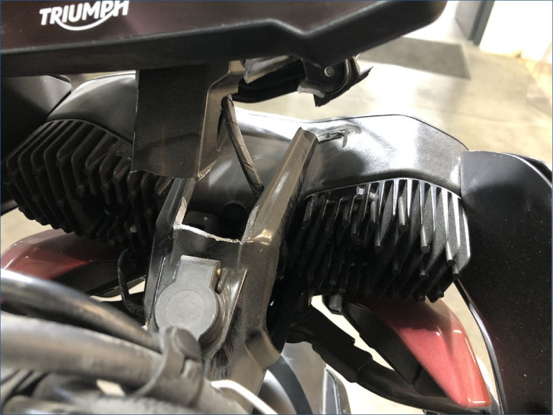 TRIUMPH 900 TIGER GT PRO