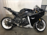 YAMAHA R1 
