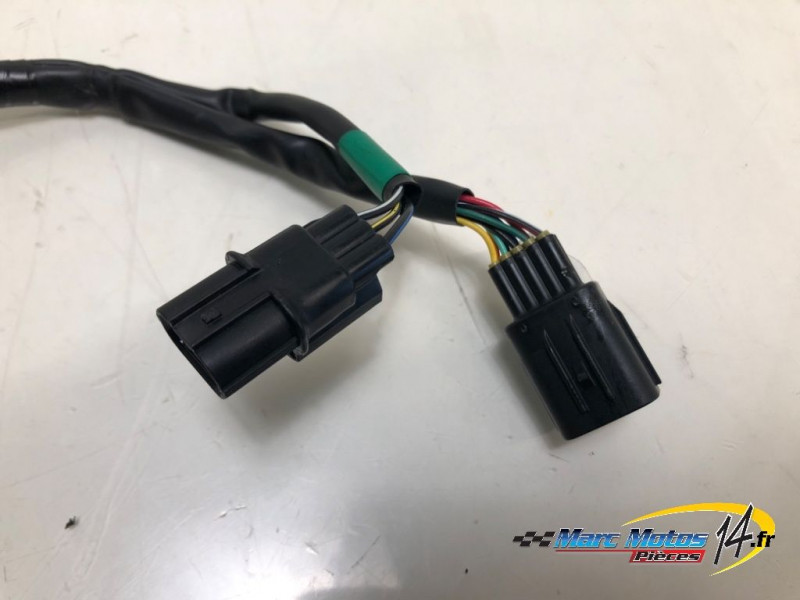 COMMODO GAUCHE SUZUKI 1000 GSX-S GT 2025