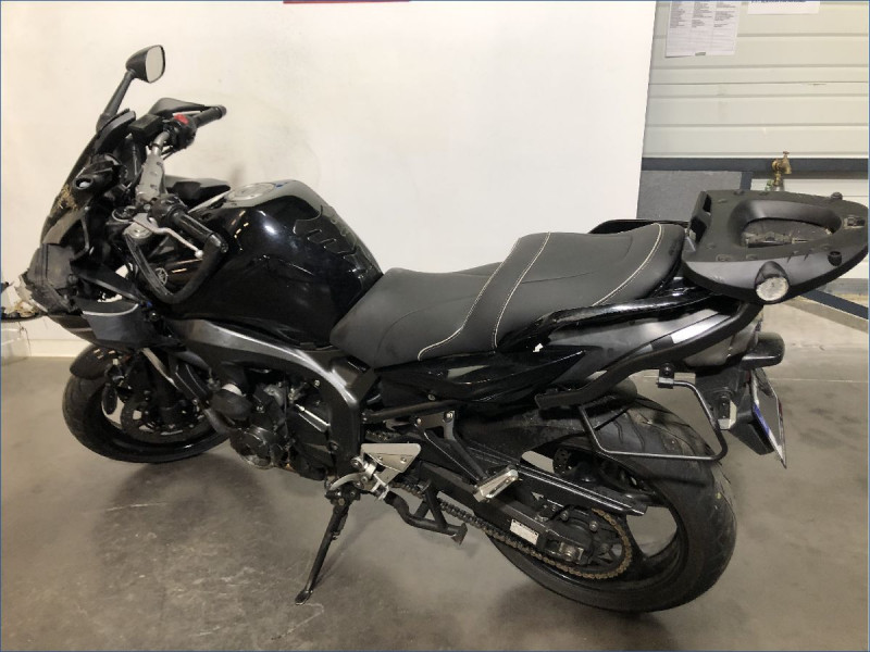 YAMAHA FZ6 S