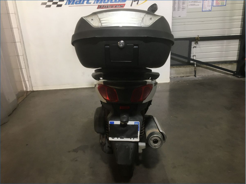 YAMAHA 125 XMAX 