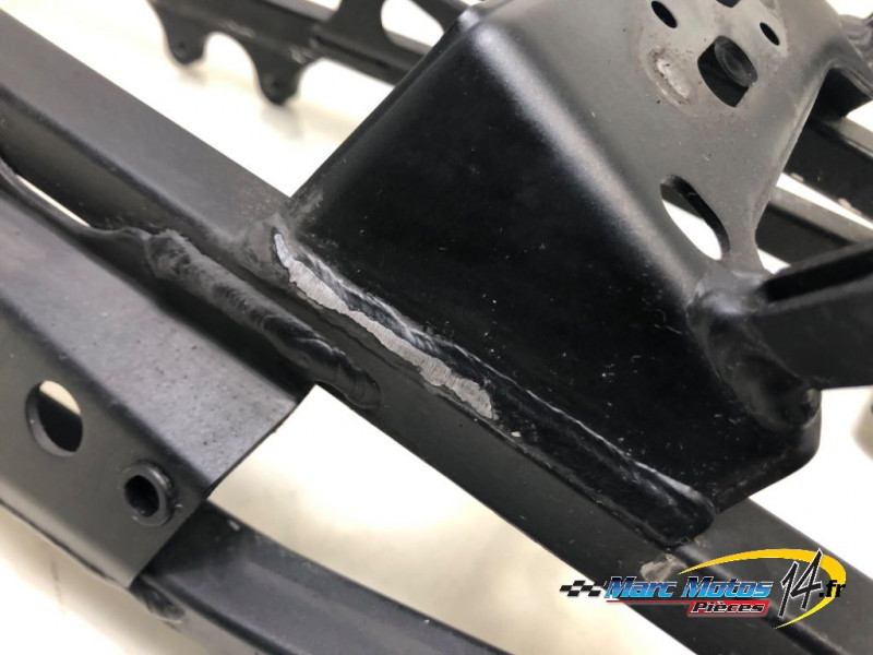 BERCEAU ARRIERE DE CADRE SUZUKI 1000 GSXR 2004