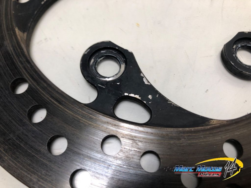 DISQUE ARRIERE SUZUKI 1000 GSXR 2004