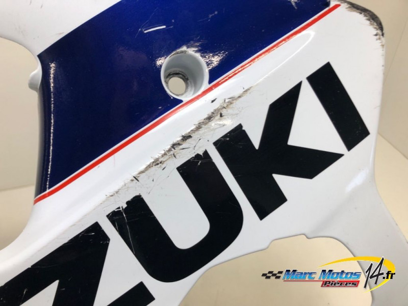 FLANC DE CARENAGE GAUCHE SUZUKI 1000 GSXR 2004