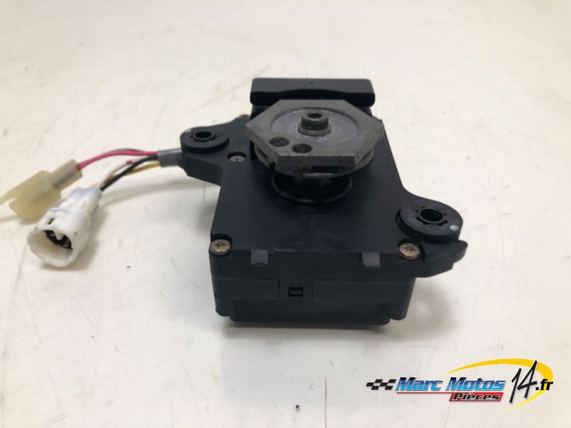 MOTEUR DE VALVE D'ECHAPPEMENT SUZUKI 1000 GSXR 2004