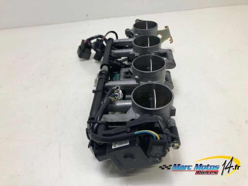 RAMPE D'INJECTION SUZUKI 1000 GSXR 2004