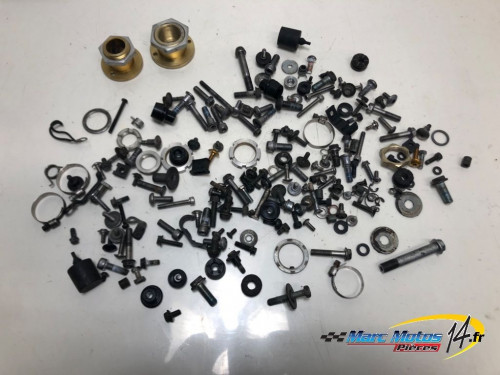 VISSERIE SUZUKI 1000 GSXR 2004