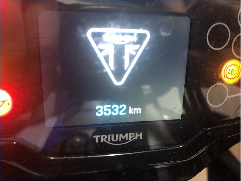 TRIUMPH 800 TIGER SPORT