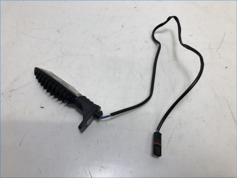 CLIGNOTANT AVANT DROIT BMW R1200R 2017