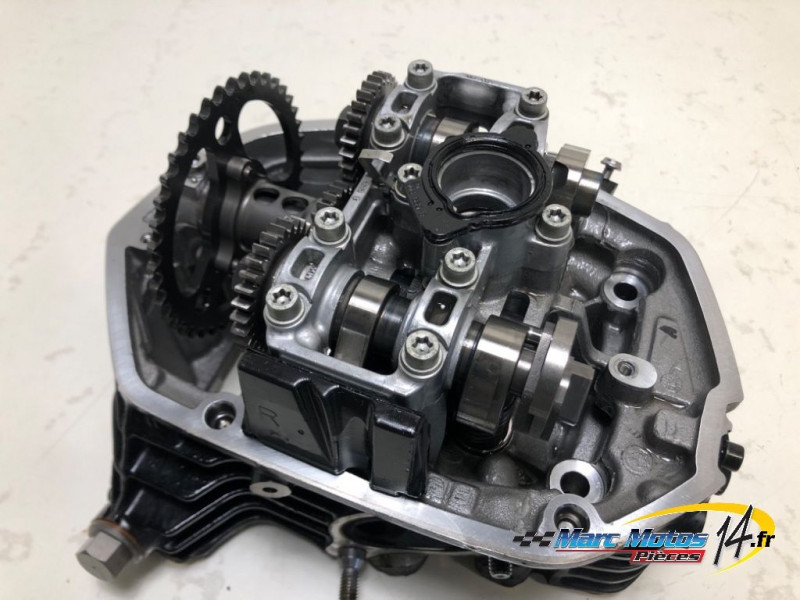 CULASSE DROITE BMW R1200R 2017